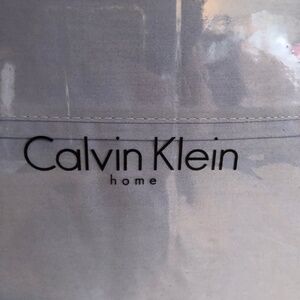 Calvin Klein Home unopened 320 ct cotton sheet set King
